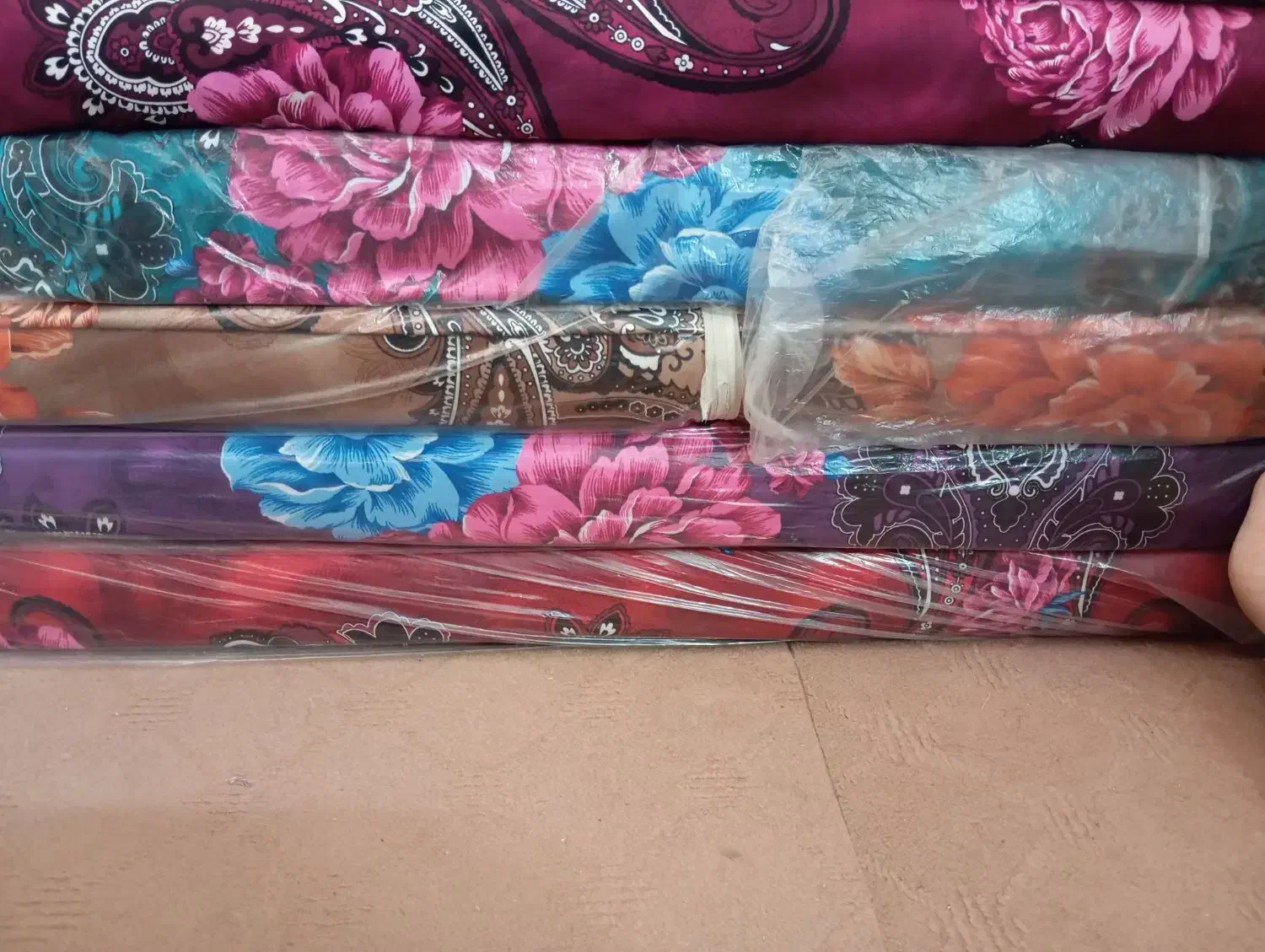 پارچه ملافه عرض ۲ متر ساتن نخ شانلی|لوازم خیاطی و بافتنی|نیشابور, هفده شهریور|دیوار