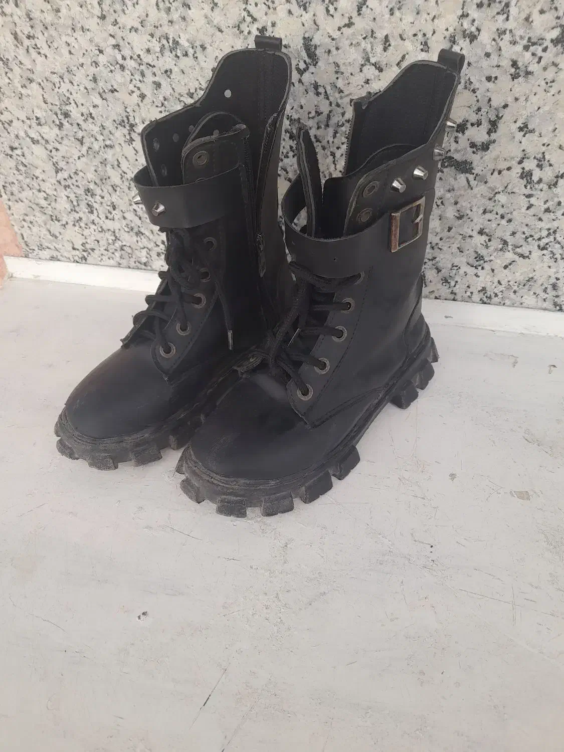 کفش|کفش و لباس بچه|تویسرکان, |دیوار