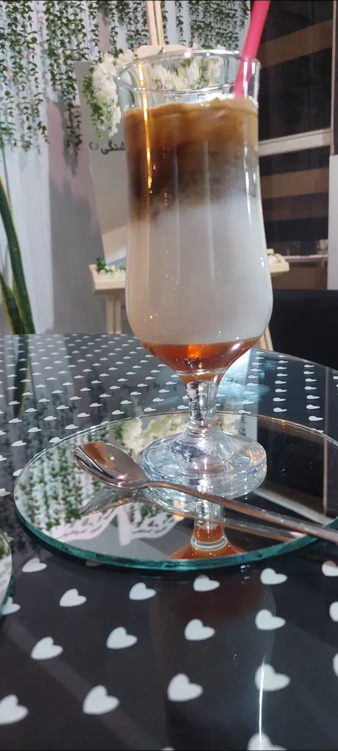 استخدام کار در کافه|استخدام خدمات فروشگاه و رستوران|قزوین, |دیوار