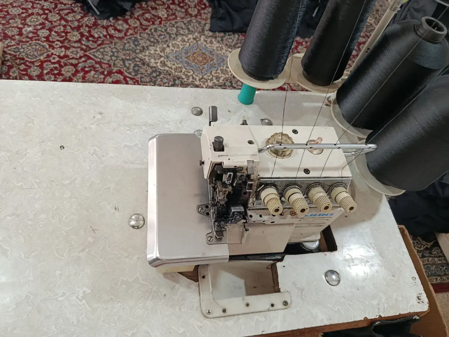 زیگزال چهارنخ جوکی کله سفید|چرخ خیاطی و ریسندگی|قیدار, |دیوار