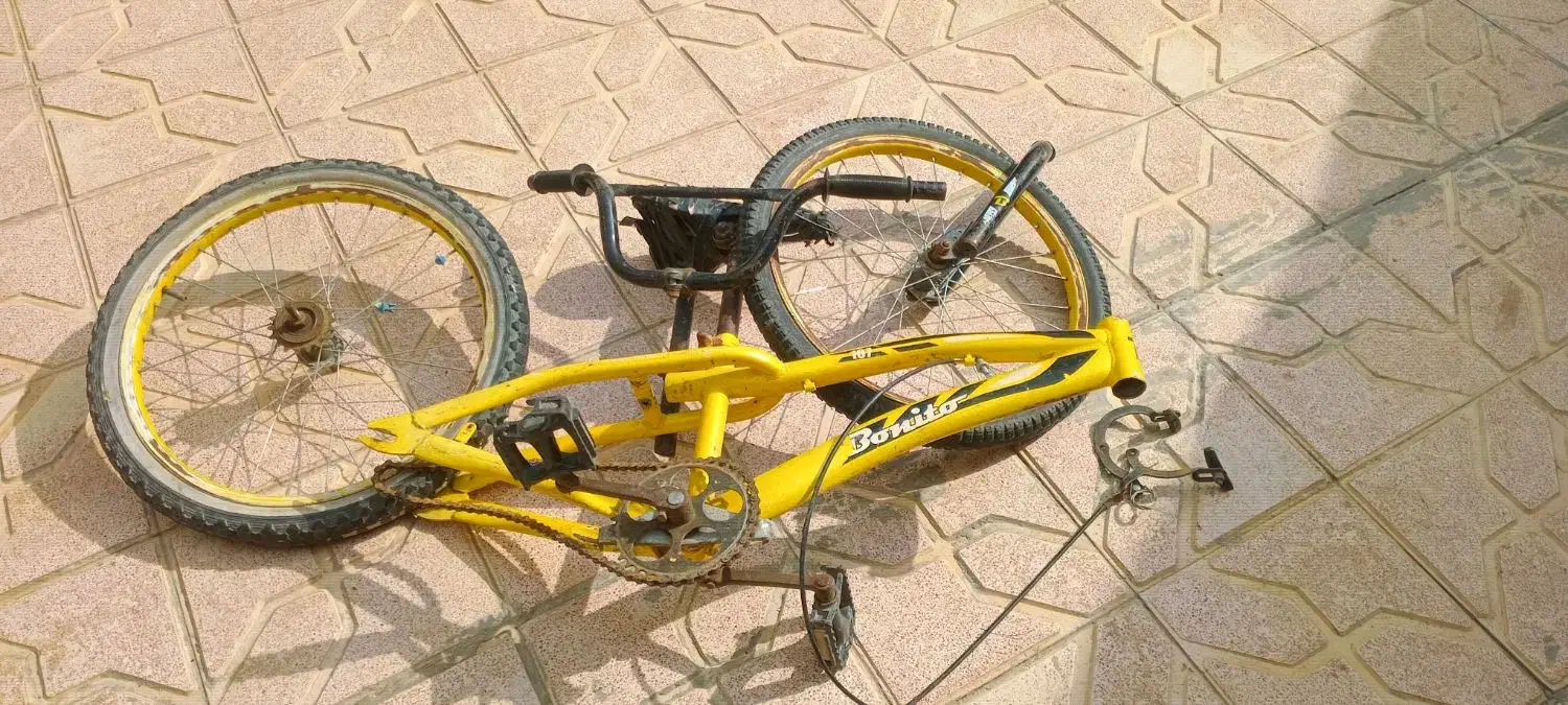 دوچرخه|دوچرخه، اسکیت، اسکوتر|گرمی, |دیوار