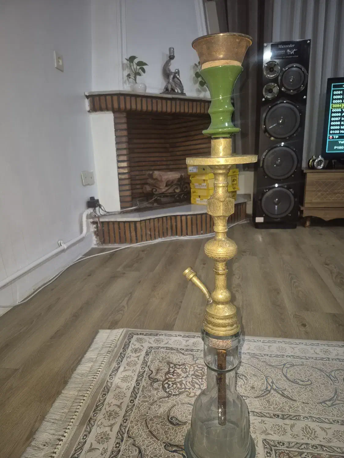 قلیون برنجی قهوه خونه ایی گرم بالا آب بندی شده|کلکسیون و سرگرمی|کرج, کوی مدرس|دیوار