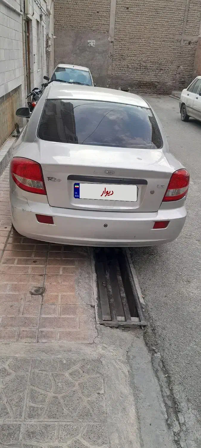 ریو مدل ۸۵|خودرو سواری و وانت|اسلام‌شهر, زرافشان|دیوار