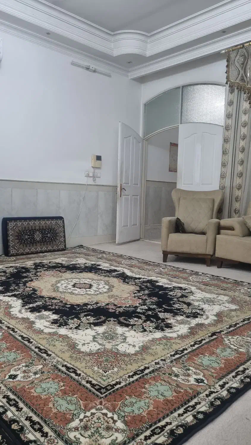 خانه ی دو طبقه ۱۲۰متری|فروش خانه و ویلا|قم, باغ کرباسی|دیوار