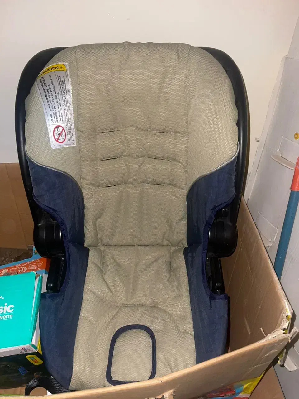 کریر و صندلی ماشین نوزاد|اسباب و اثاث بچه|کاشان, دانش|دیوار