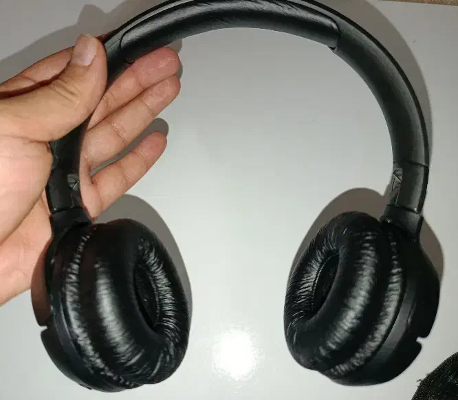 هدفون JBL  اصلی|لوازم جانبی موبایل و تبلت|شیراز, حجت آباد|دیوار