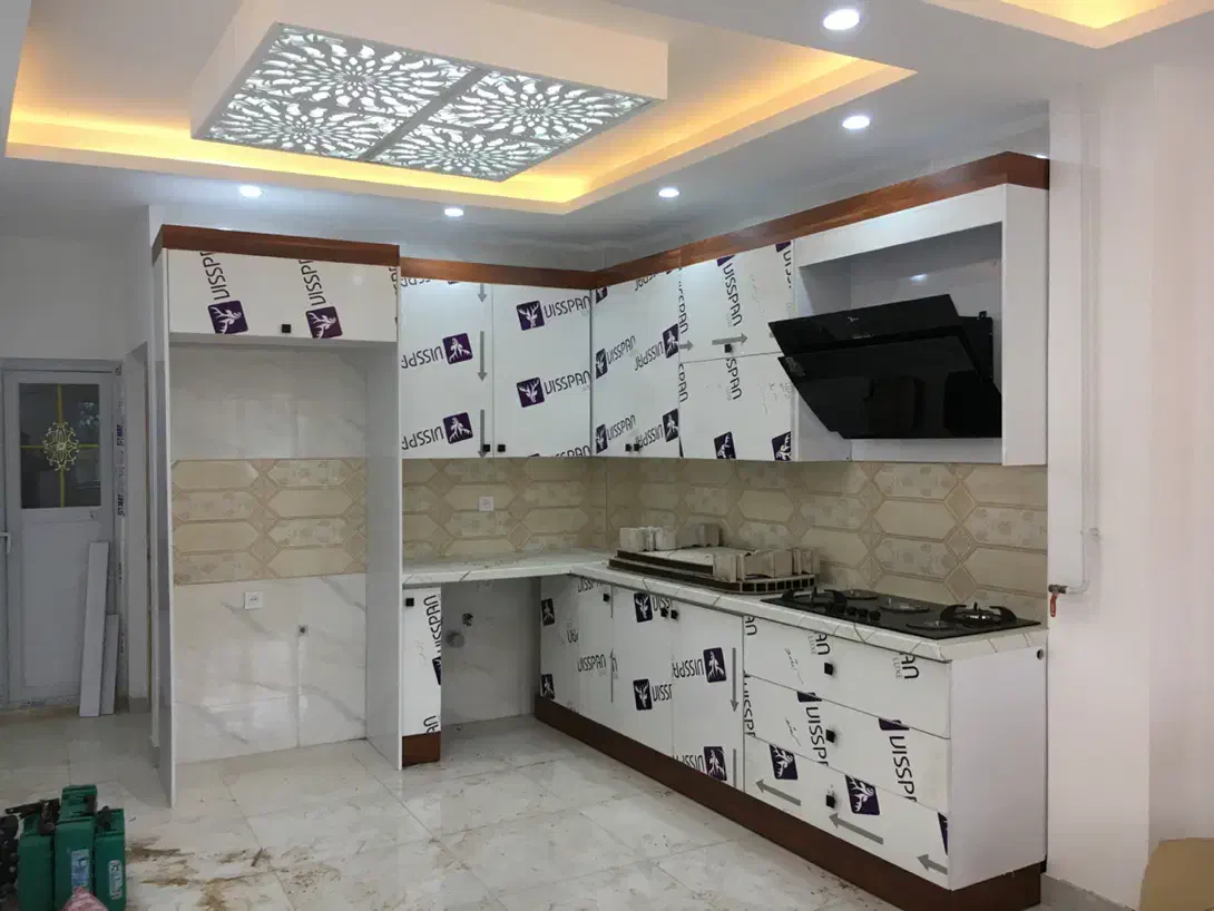 نصاب‌کابینت|خدمات پیشه و مهارت|لاهیجان, انقلاب|دیوار