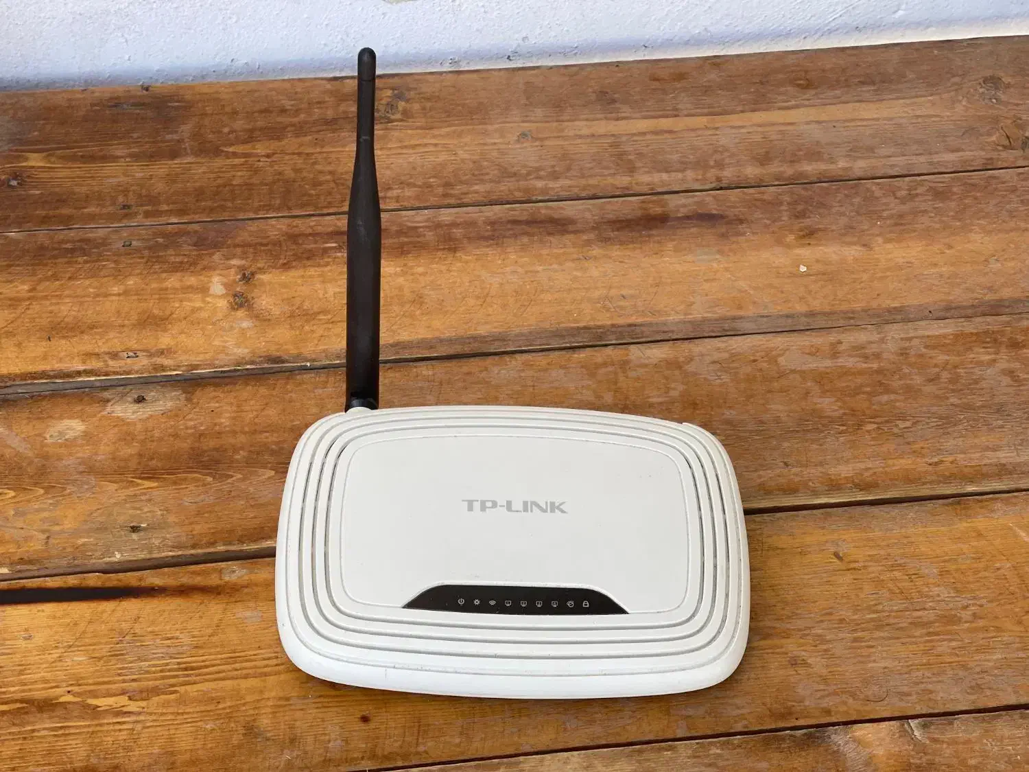 فروش ۲عدد مودم( ۱عددخراب ۱عدد ضعیف)|مودم و تجهیزات شبکه|تهران, نارمک|دیوار