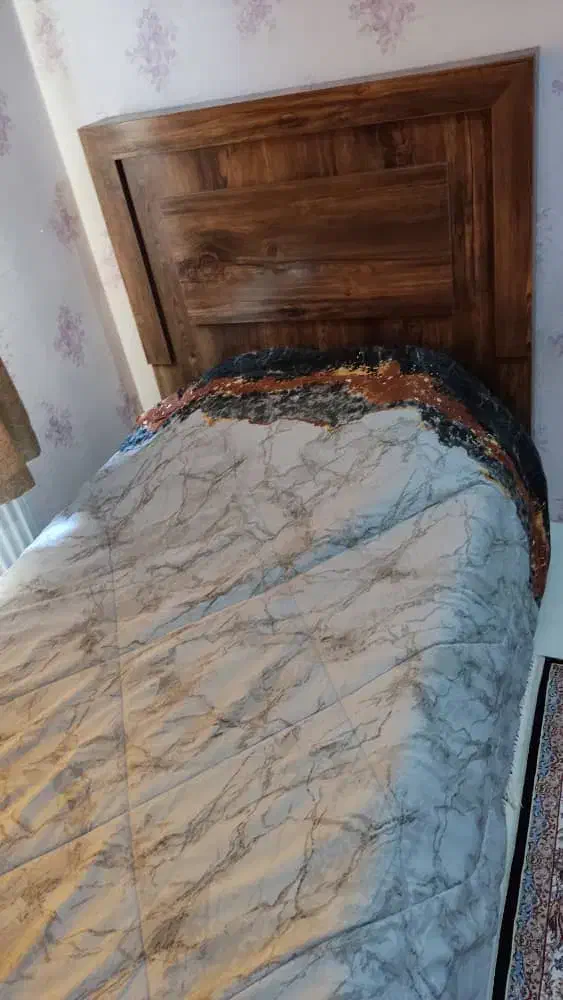 تخت یک نفره|مبلمان خانگی و میز عسلی|قدس, شهرقدس|دیوار