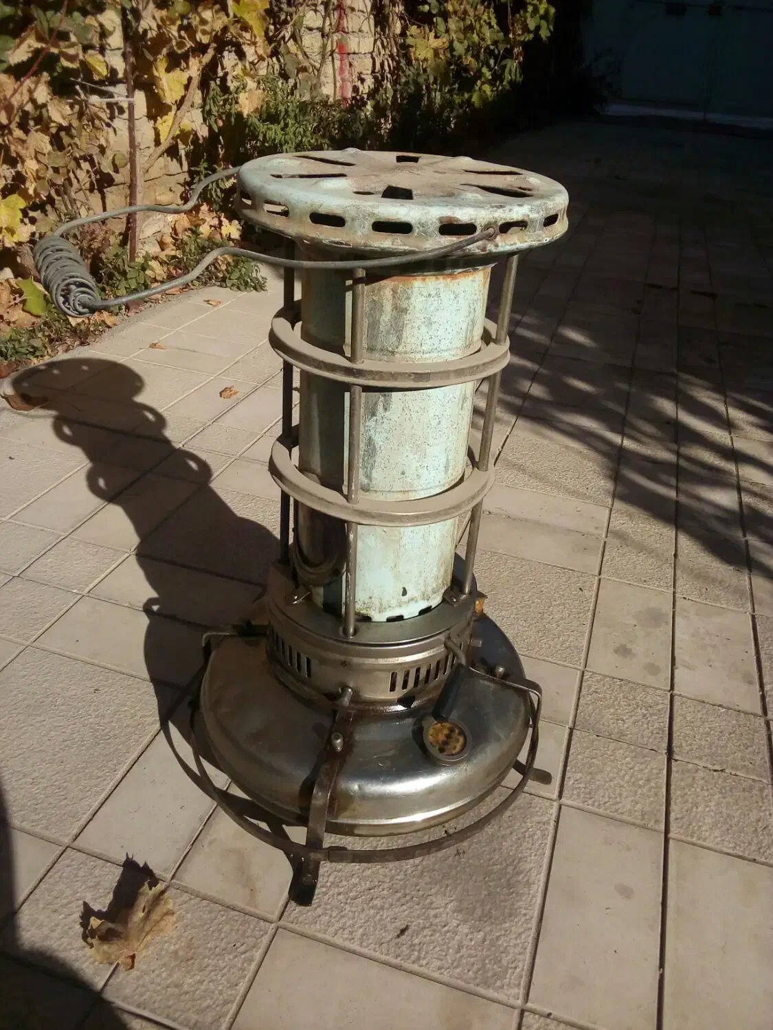 والور|کلکسیون اشیاء عتیقه|بجنورد, |دیوار