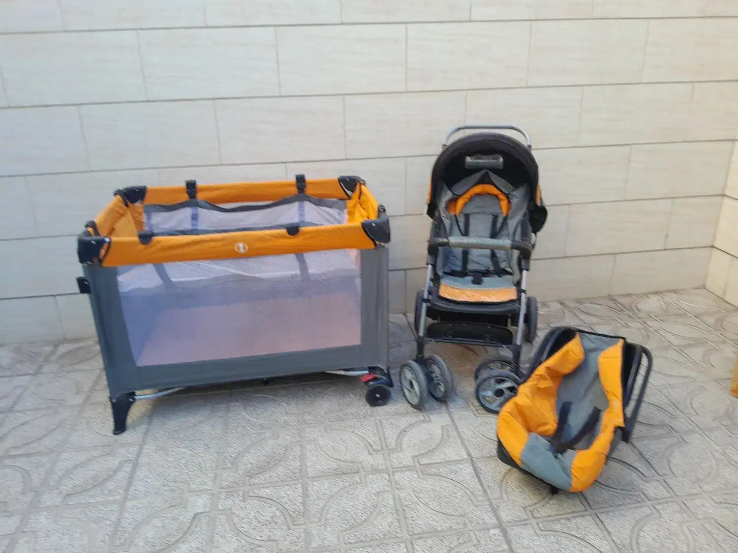 سه تیکه نوزادی.  بیبیکو المان|کالسکه و لوازم جانبی|همدان, |دیوار