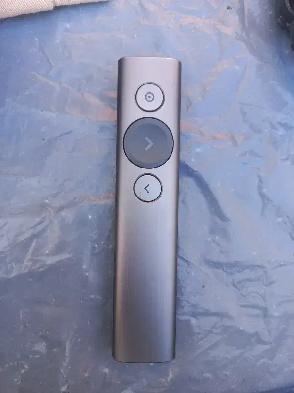 پرزنتر بی سیم لاجتیک spotlight|تلویزیون و پروژکتور|تهران, هاشمی|دیوار