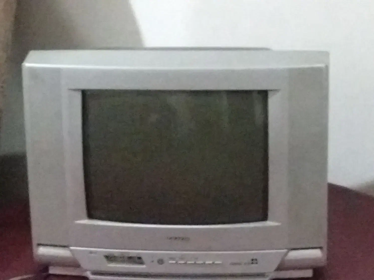 تلویزیون 21اینچ پارس|تلویزیون و پروژکتور|شیروان (خراسان), |دیوار