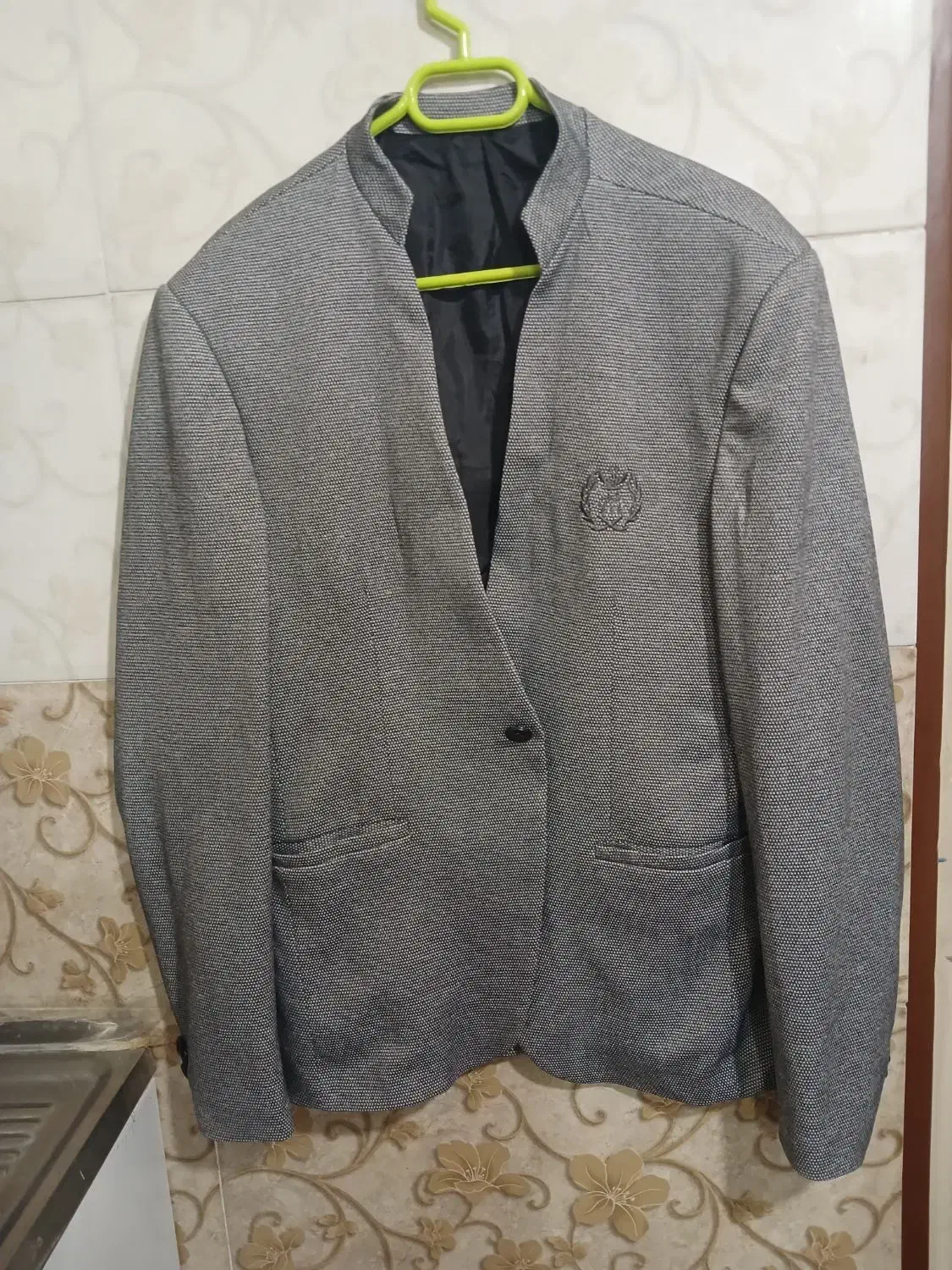 تک کت|لباس|اردبیل, |دیوار