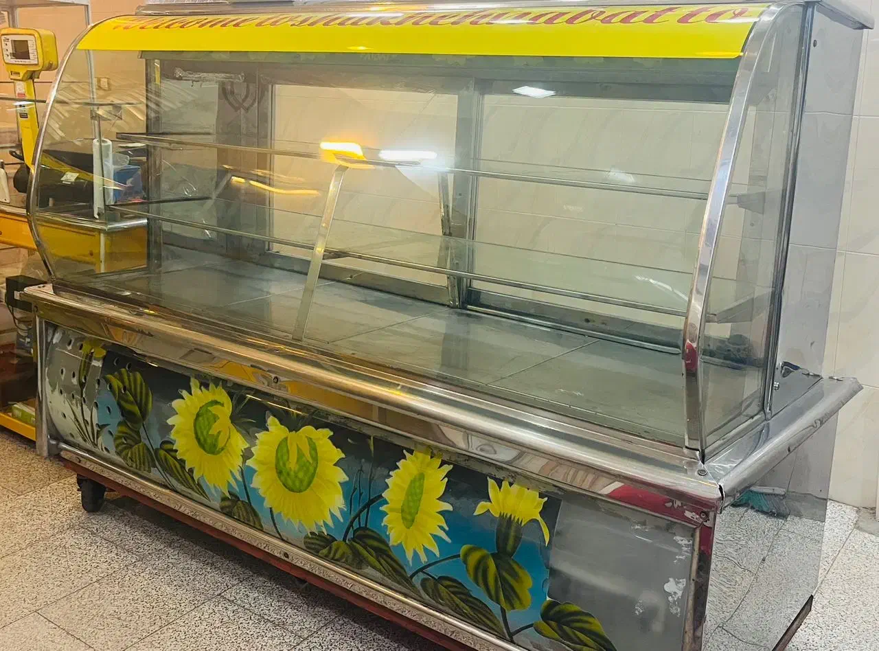 یخچال ویترین قنادی گرم و سرد|فروشگاه و مغازه|رشت, حومه رشت|دیوار