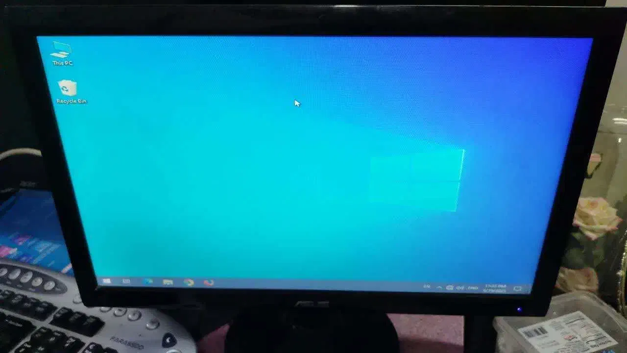 مانیتور  LED 19  LG  ASUS|قطعات و لوازم جانبی رایانه|قم, انسجام|دیوار