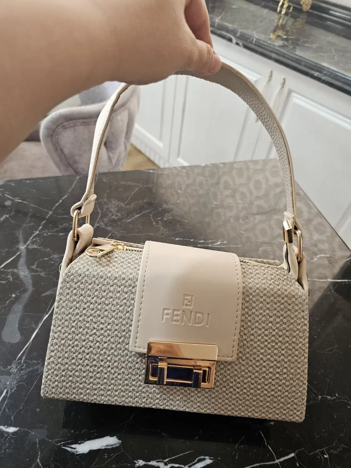 کیف کرم|کیف، کفش، کمربند|مشهد, کارگران|دیوار