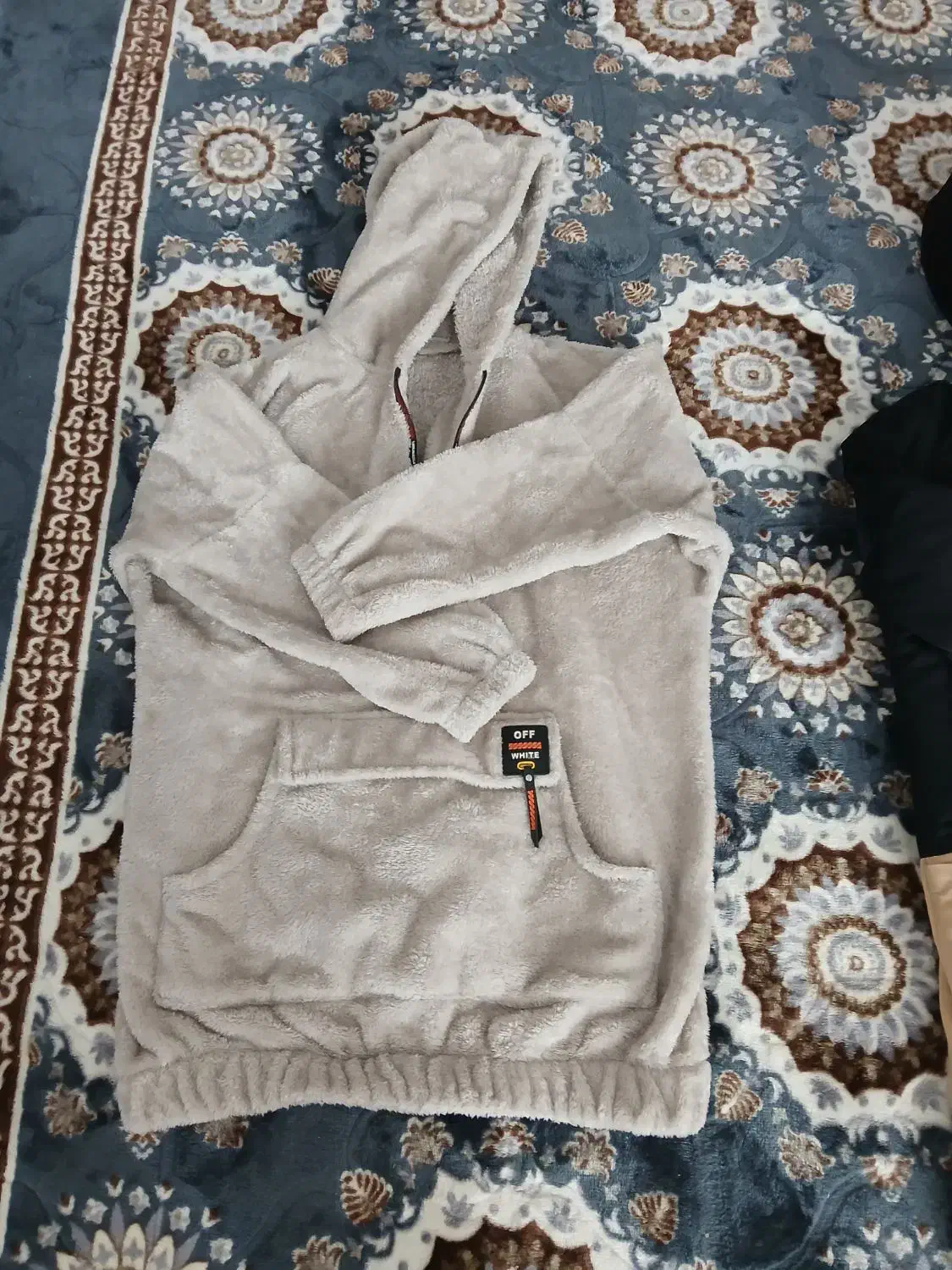 پالتووهودی کلاه دار|لباس|فسا, |دیوار