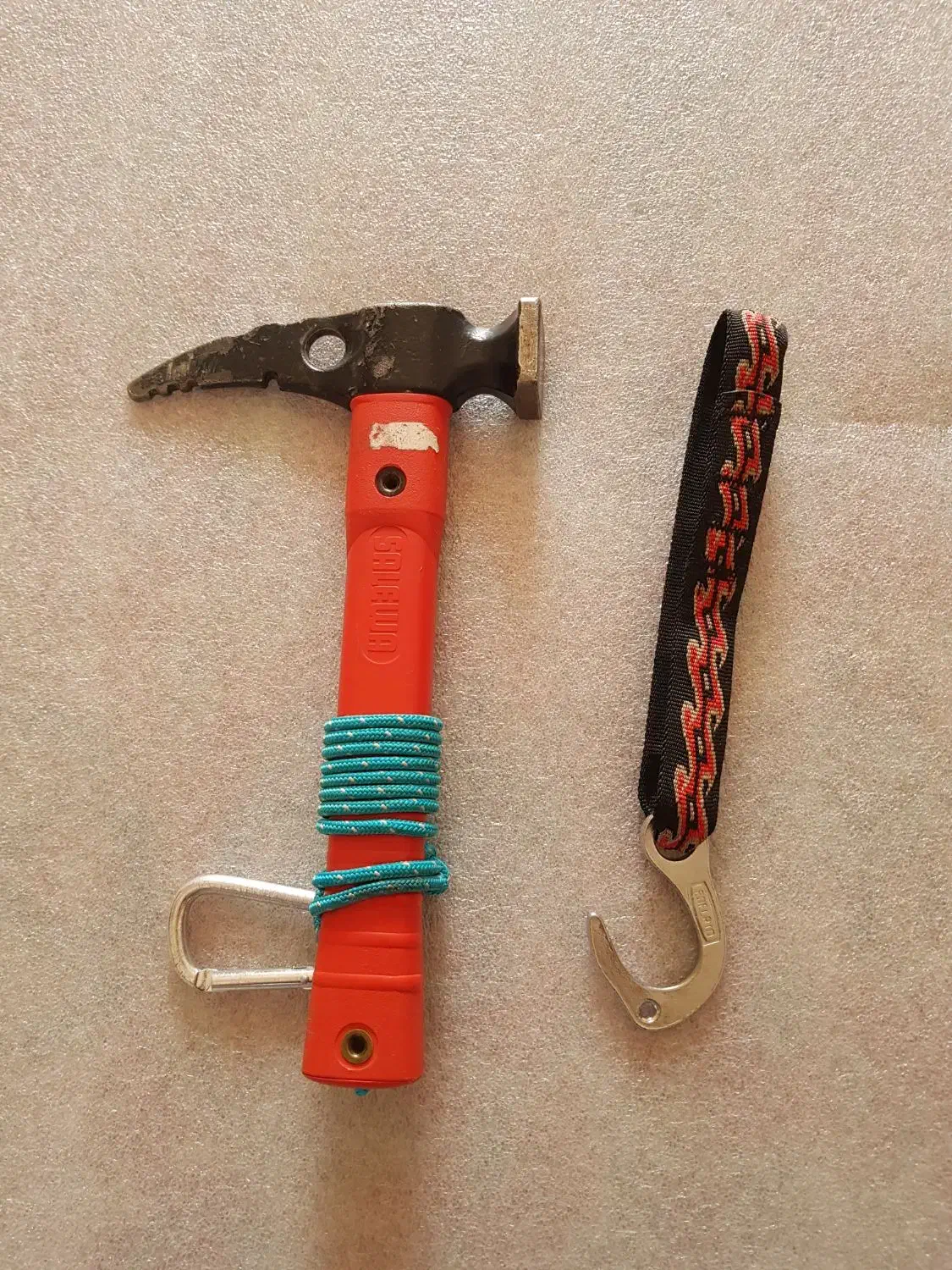 چکش رول کوبی و میخ سنگنوردی|کوهنوردی و کمپینگ|تبریز, |دیوار