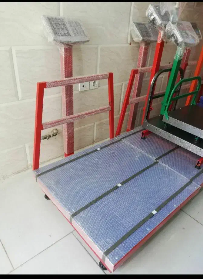 ترازو باسکول ۷۵۰ کیلو ثابت کفه ۸۰×۸۰ دیجیتال|فروشگاه و مغازه|اصفهان, عسگریه|دیوار