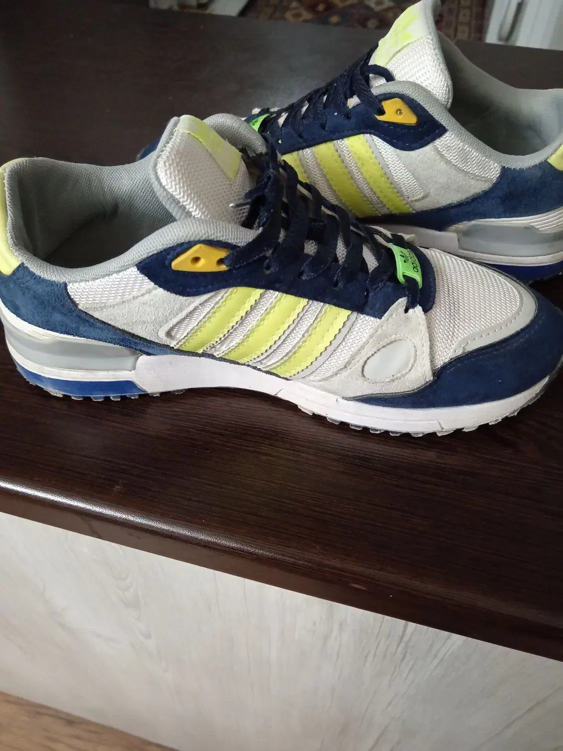 کتانی سایز 41 آدیداس zx750 اورجینال|کیف، کفش، کمربند|هشتگرد, فاز ۱ مهستان|دیوار