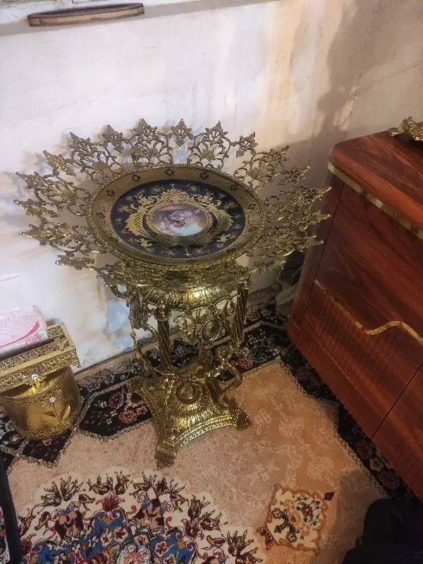 میوه خوری برنج سنگین|کلکسیون اشیاء عتیقه|قم, ولیعصر|دیوار