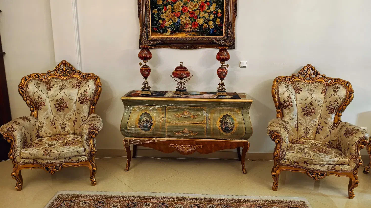 مبلمان ، ویترین ، آینه کنسول، تختخواب دونفره|تخت و سرویس خواب|تهران, بوستان چیتگر|دیوار