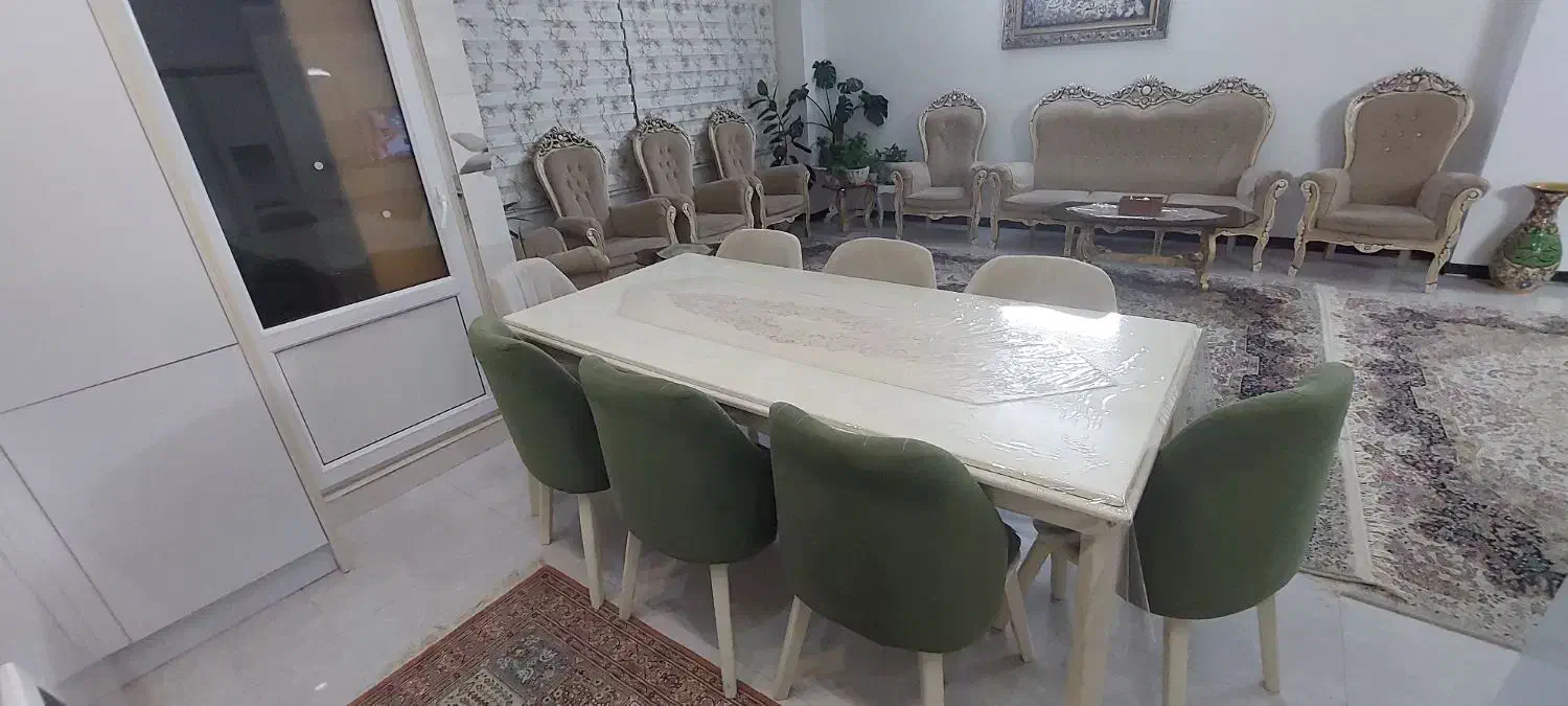مبلمان ۹نفره و ناهارخوری ۸نفره|مبلمان خانگی و میز عسلی|قم, نوقطار|دیوار