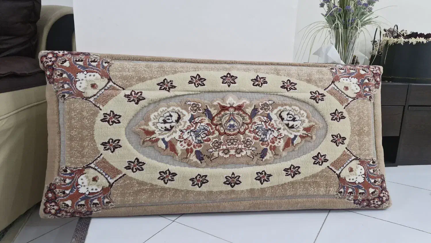 پشتی|پشتی|قدس, شهر‌قدس|دیوار