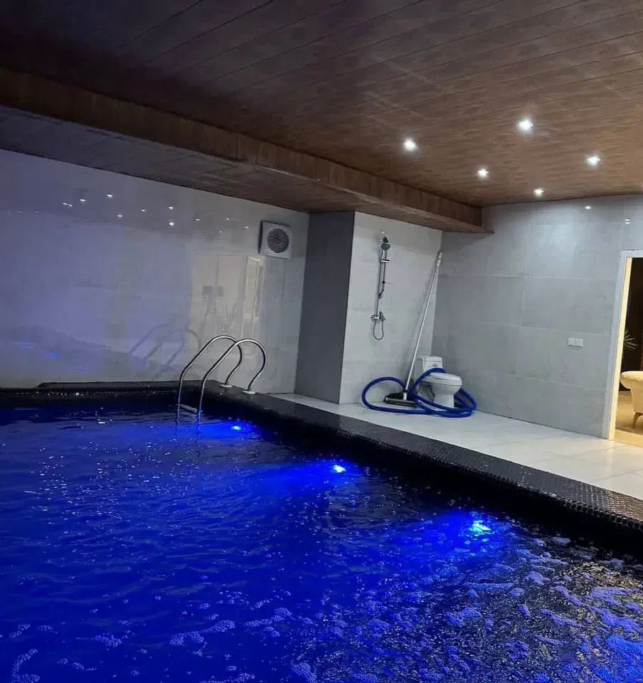 ویلا استخردار ساحلی شیک/مالکم|اجارهٔ کوتاه‌مدت ویلا و باغ|نور, |دیوار