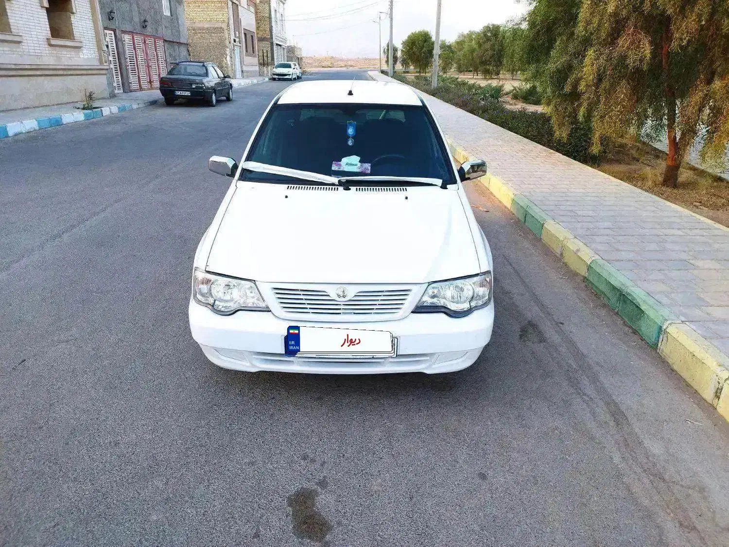 ۱۱۱ مدل ۹۶|خودرو سواری و وانت|کاشان, راوند|دیوار