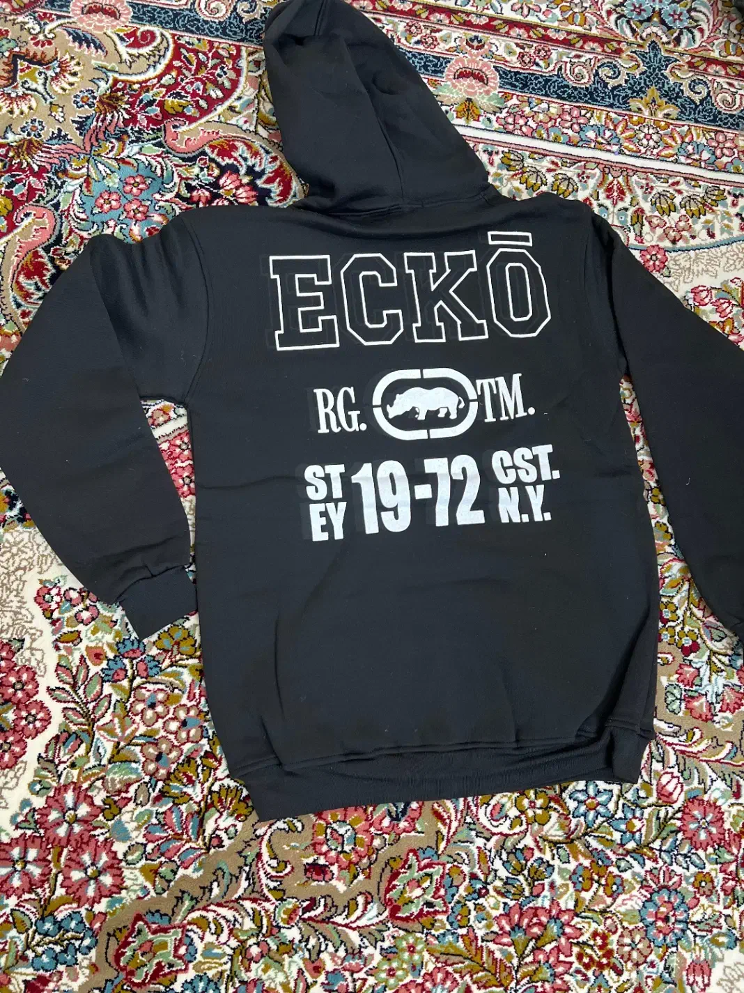 هودی و‌ دورس و سویشرت|لباس|یزد, |دیوار