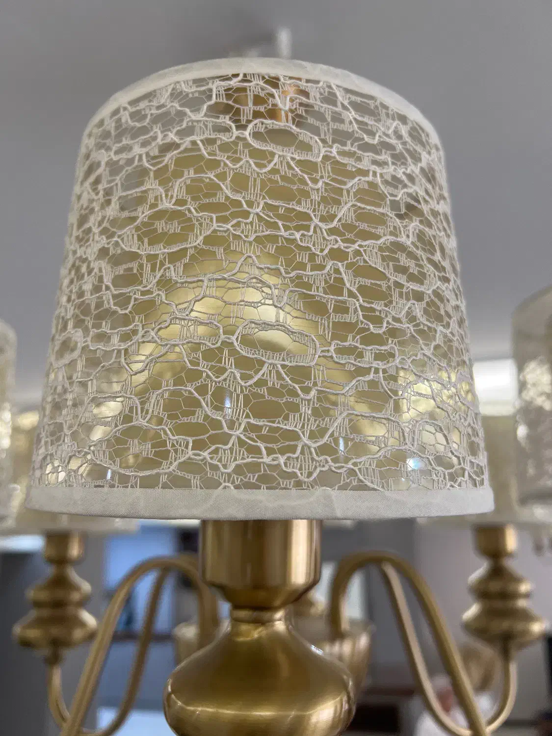 لوستر|لوستر و چراغ آویز|فردیس, فردیس|دیوار