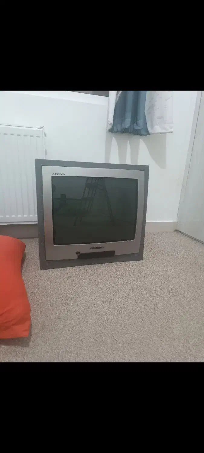 تلویزیون|تلویزیون و پروژکتور|ایلام, |دیوار