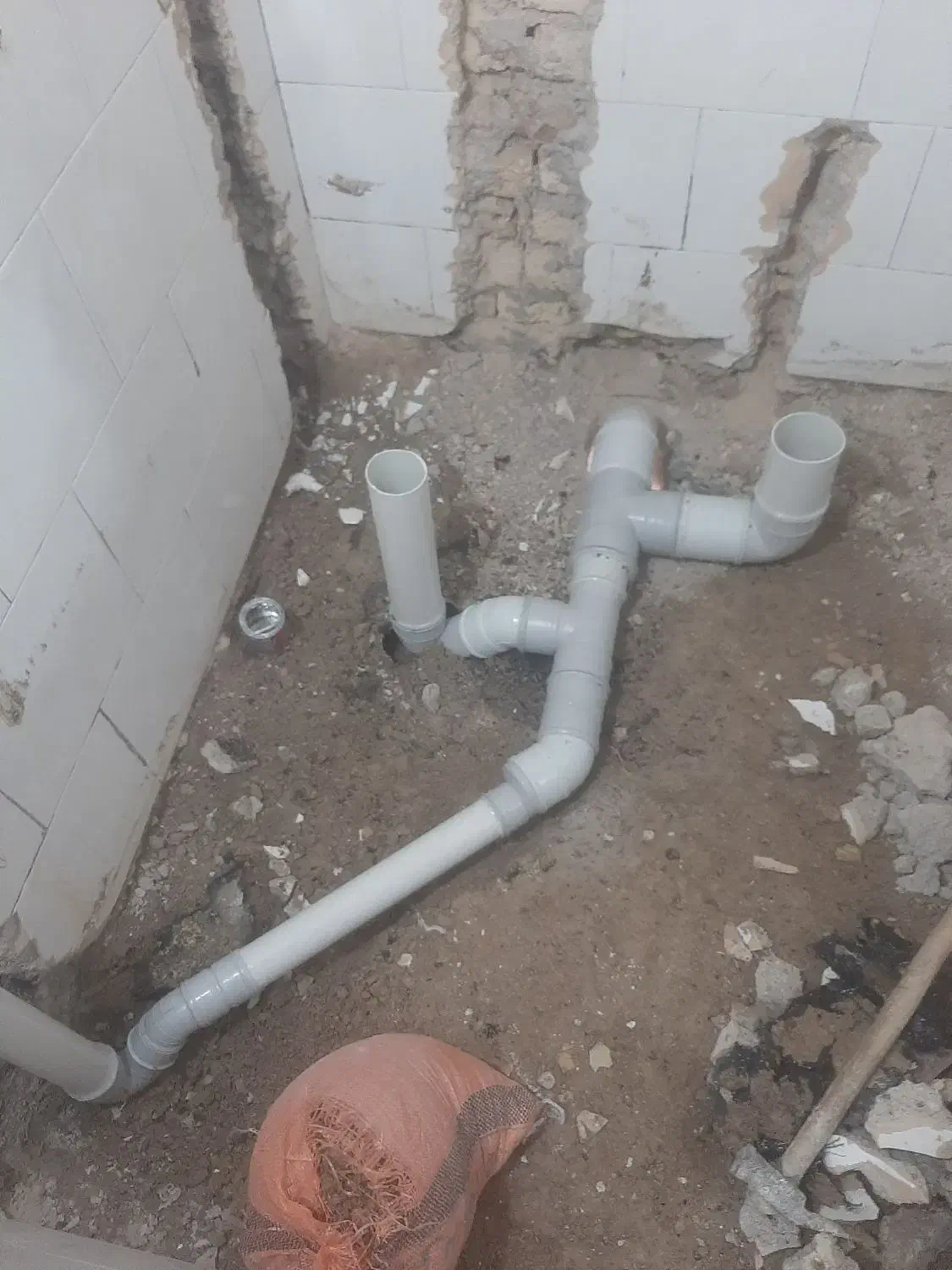 لوله‌کشی و لوله بازکنی آب و فاضلاب شبانه روزی|خدمات پیشه و مهارت|ایلام, |دیوار