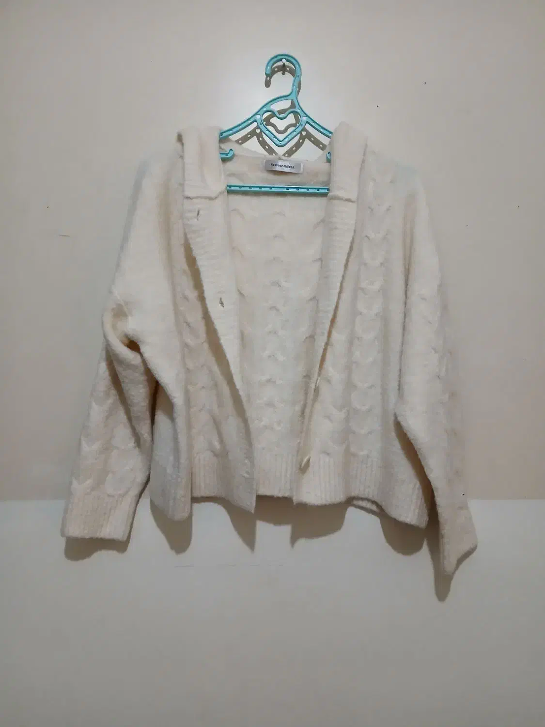 بافت کلاه دار نو|لباس|شاهینشهر, خبرنگار|دیوار