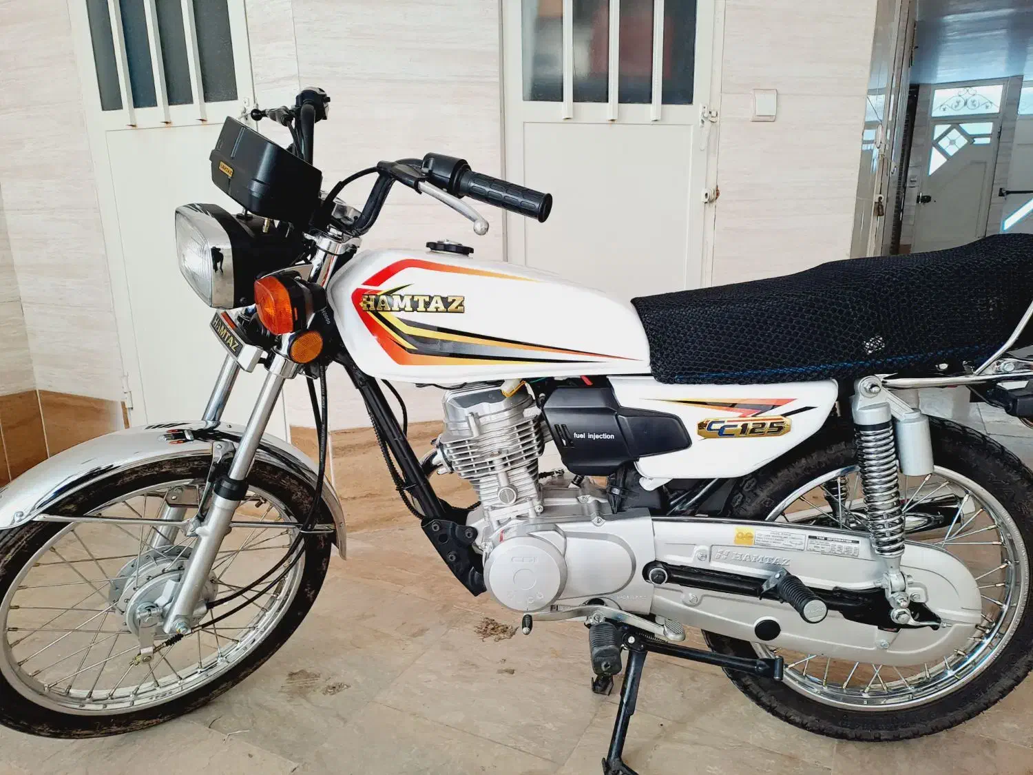 همتاز مدل۱۴۰۲|موتورسیکلت|قم, انسجام|دیوار