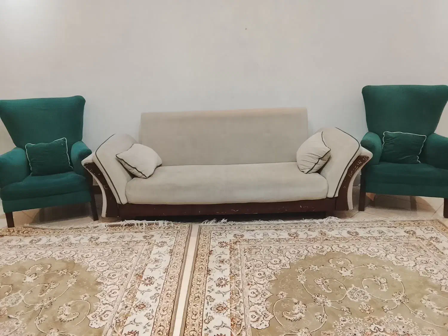 مبل هفت نفره کاملا سالم|مبلمان خانگی و میز عسلی|صومعه‌سرا, |دیوار