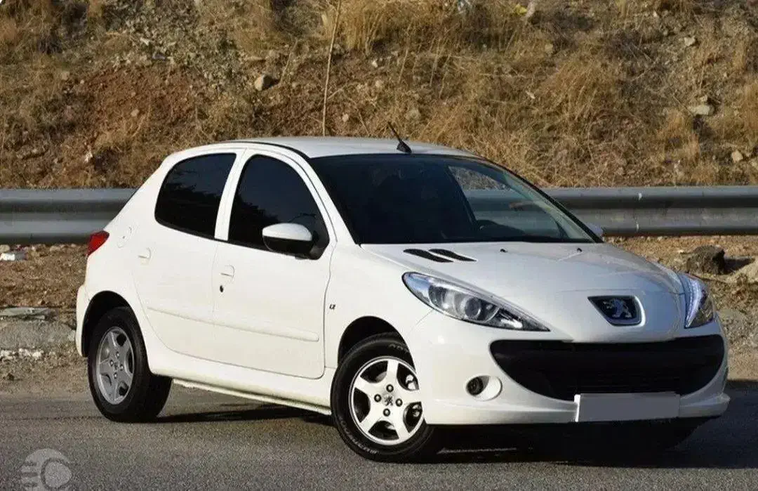 پژوl ۲۰۷تومات موتورT5 سقف فلز|خودرو سواری و وانت|زاهدان, |دیوار