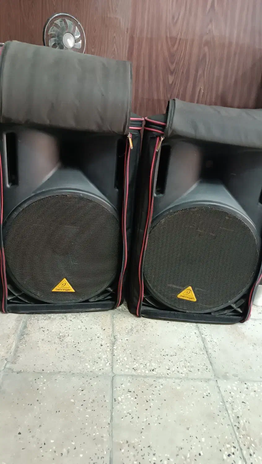 باند بهرینگر. b215xl  با آمپولی victoria rv540|سیستم صوتی خانگی|دوزین, |دیوار