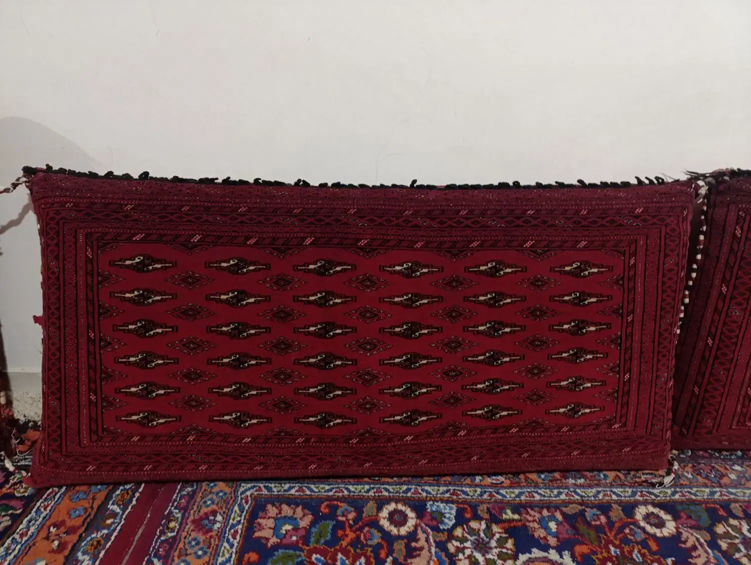 پشتی ترکمن|پشتی|قوچان, |دیوار