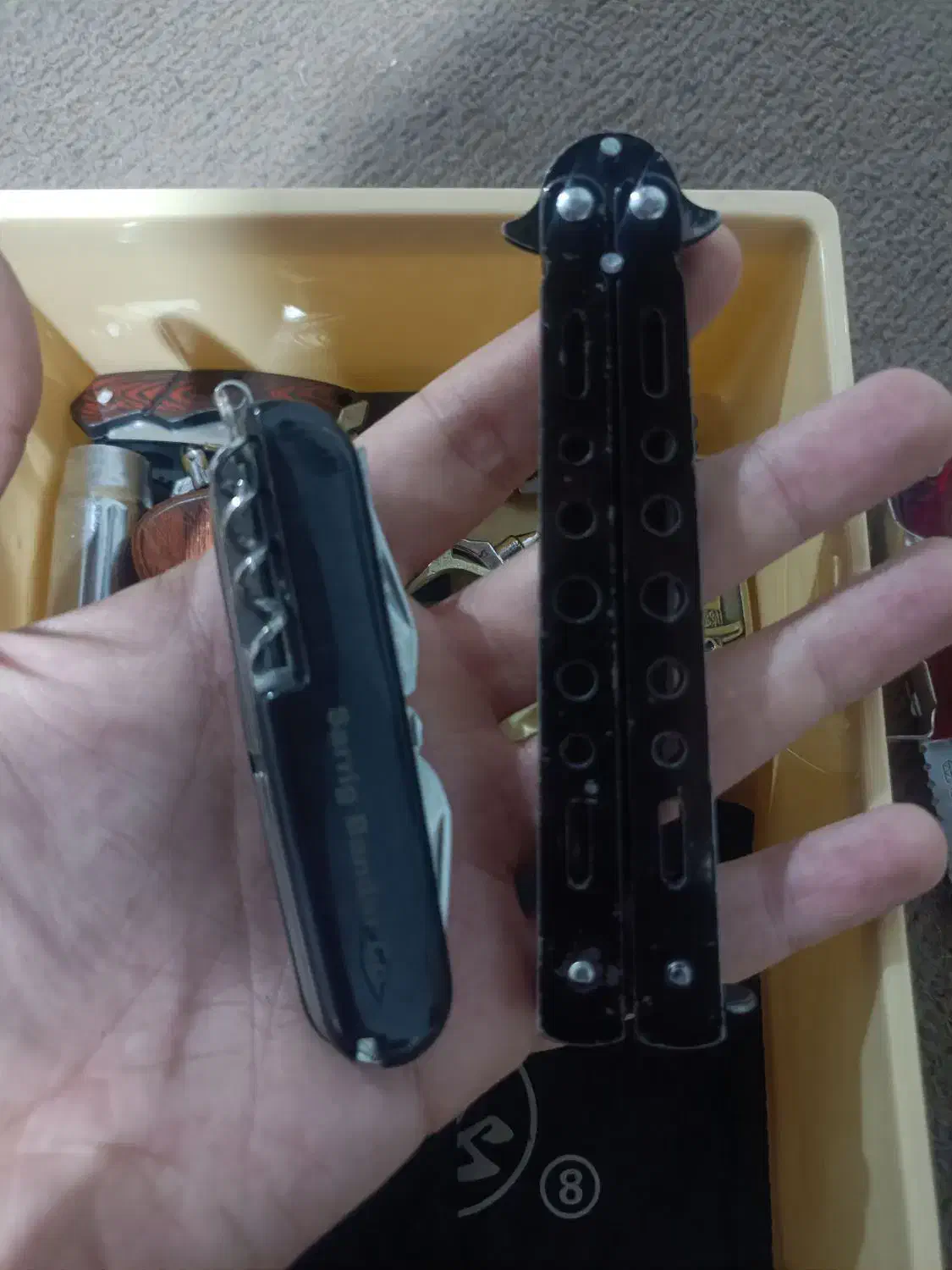 چاقو|کلکسیون اشیاء عتیقه|بندر انزلی, سید آسیه|دیوار