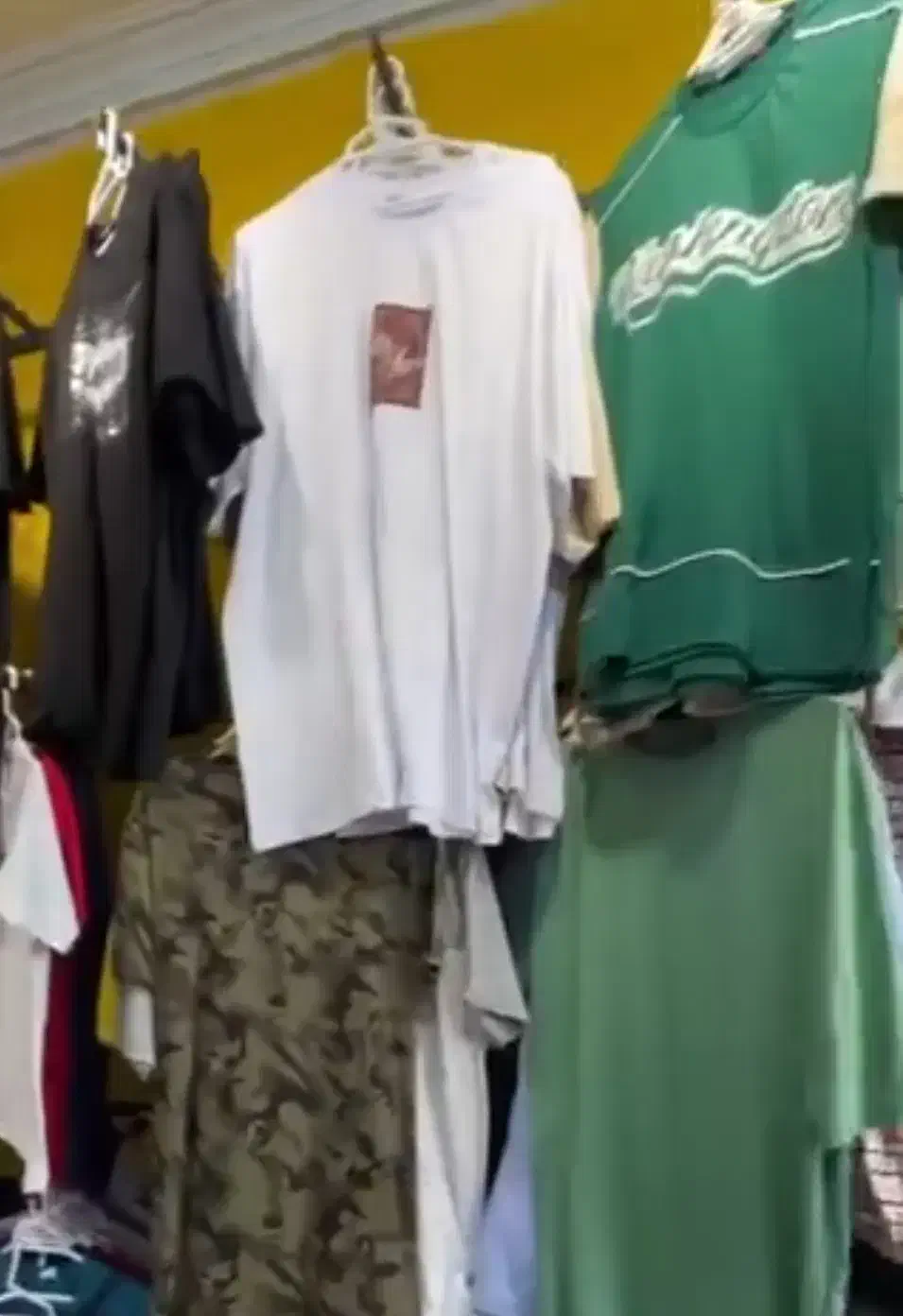 وسایل کامل بوتیک بالباس آماده به کار|فروشگاه و مغازه|میناب, |دیوار