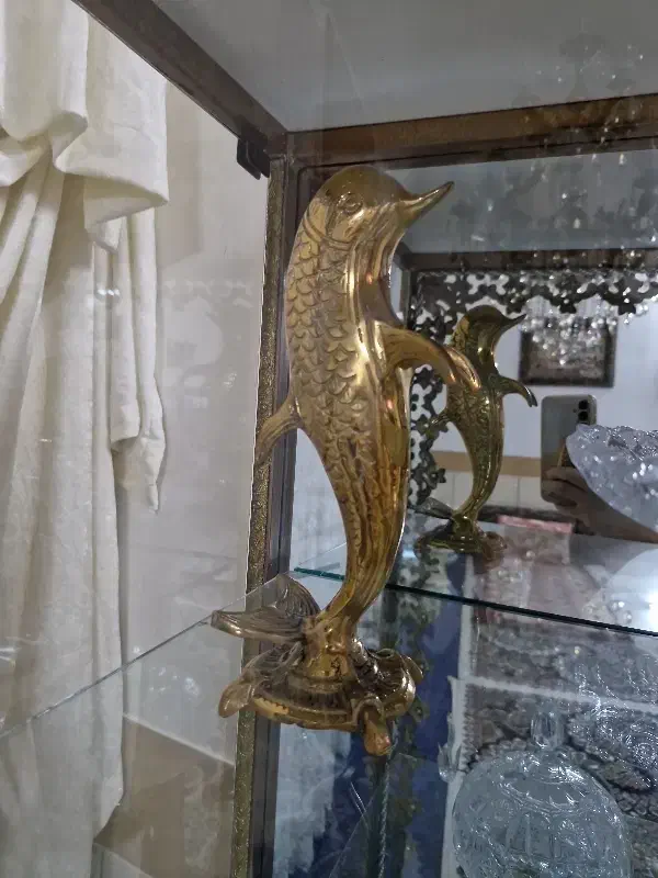 لوستر ویترین اسب گلدان دلفین برنز|لوستر و چراغ آویز|قم, باغ شریفی|دیوار