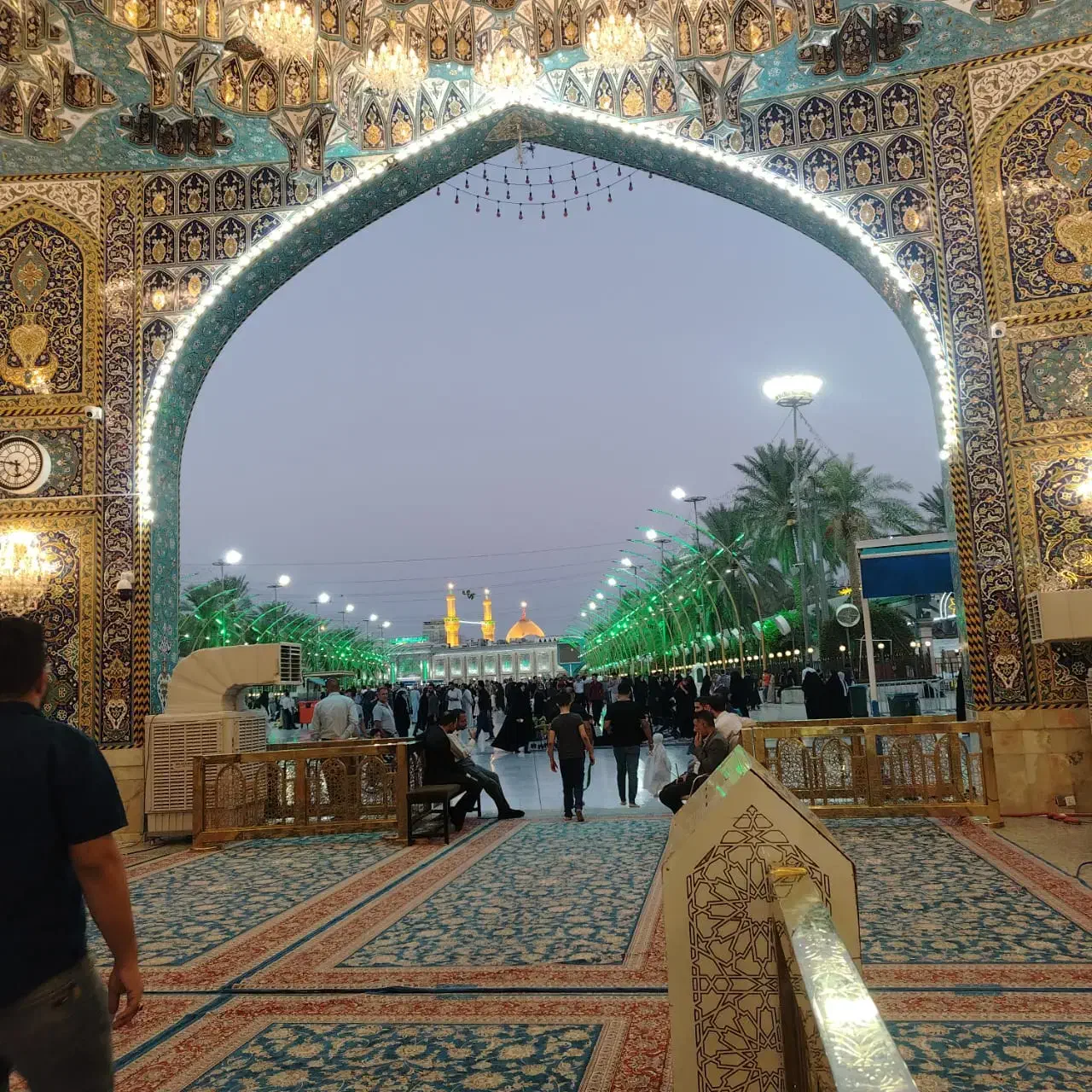 تور کربلا و مشهد با هتل ممتاز و غذای کامل|تور و چارتر|بم, |دیوار