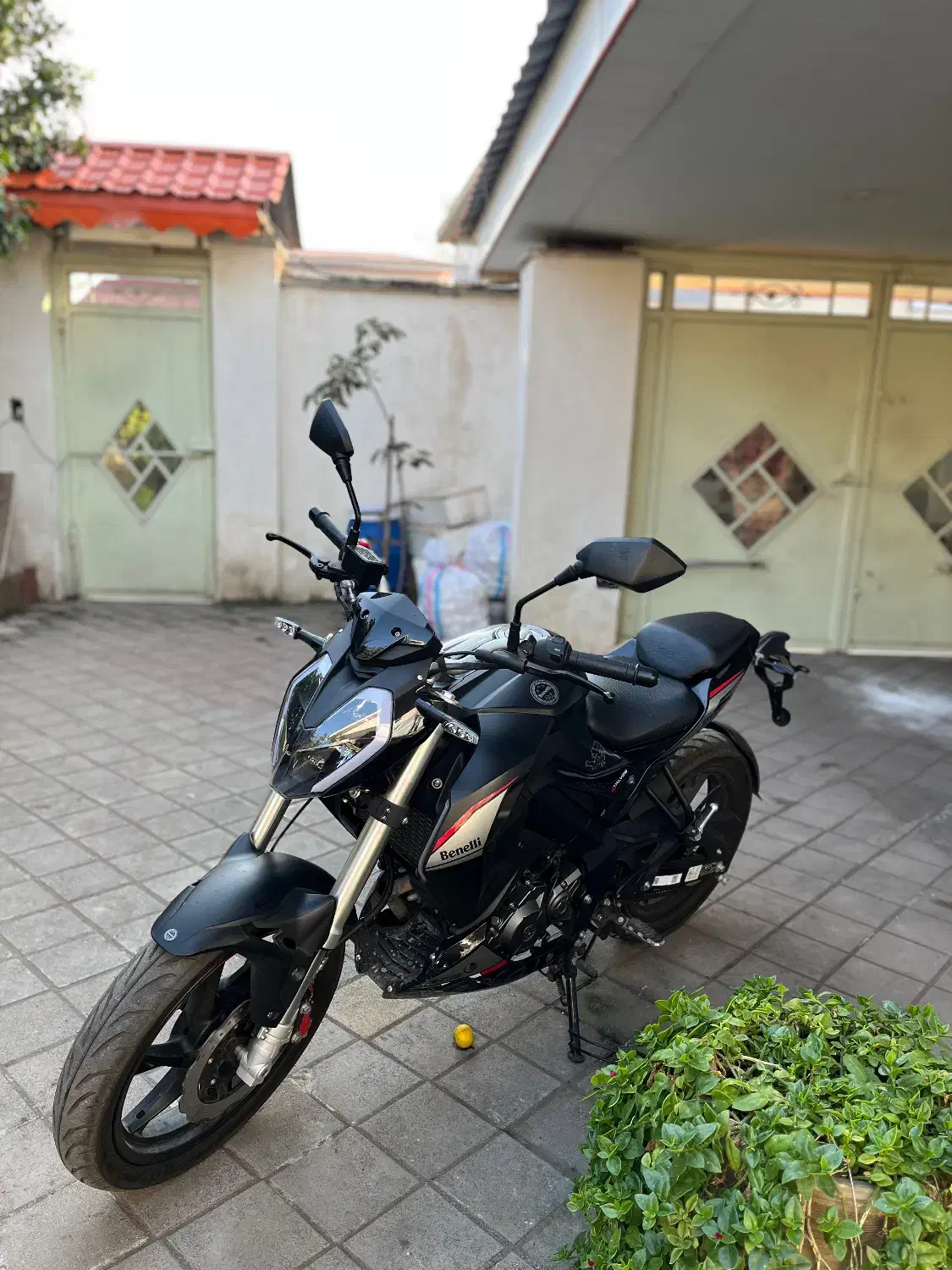 بنلی۱۸۰s|موتورسیکلت|لنگرود, |دیوار