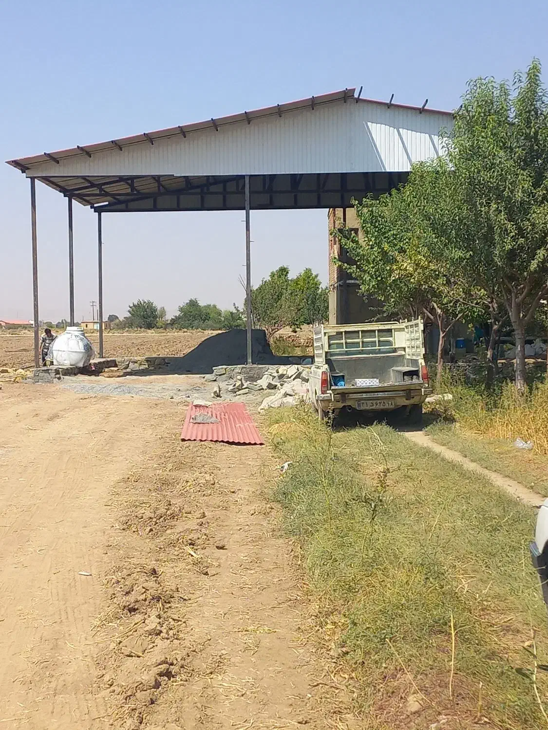 جوشکار اجرای شیروانی واسکلت فلزی|خدمات پیشه و مهارت|همدان, |دیوار