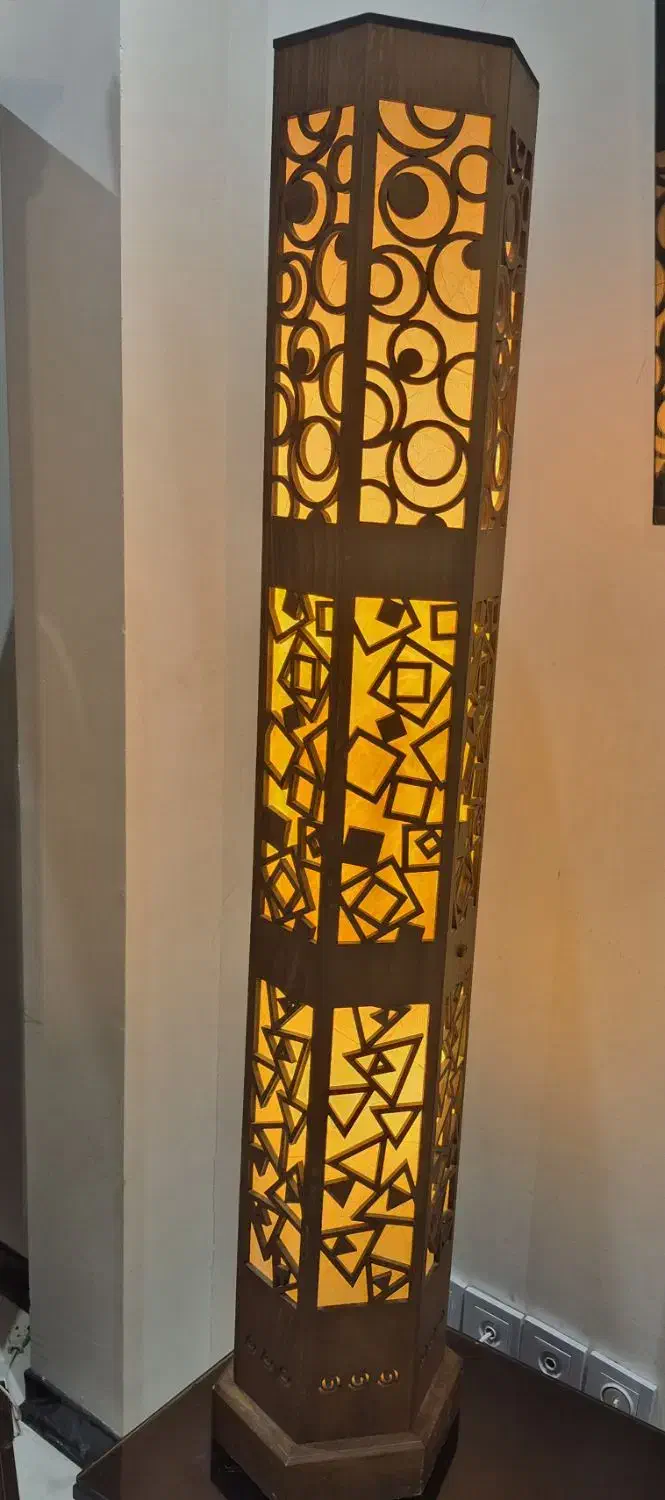 آباژور ایستاده|چراغ خواب و آباژور|فردیس, شهرک شهید حسینی|دیوار