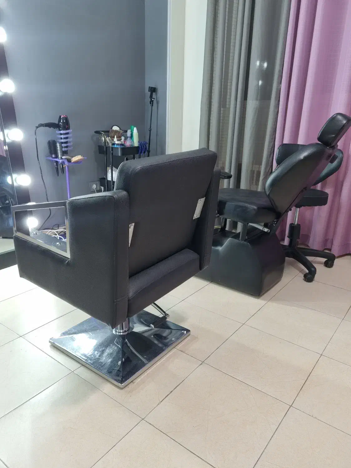 صندلی اصلاح/سرشور/ مبل/ یخچال/پرده|آرایشگاه و سالن‌های زیبایی|پرند, فاز ۲|دیوار