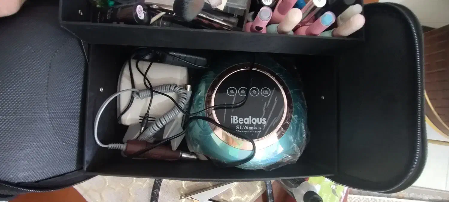 لوازم ناخن|آرایشگاه و سالن‌های زیبایی|هشتگرد, شهرک مهستان ۲|دیوار